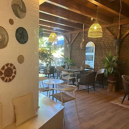 Guestified Liyana 酒店