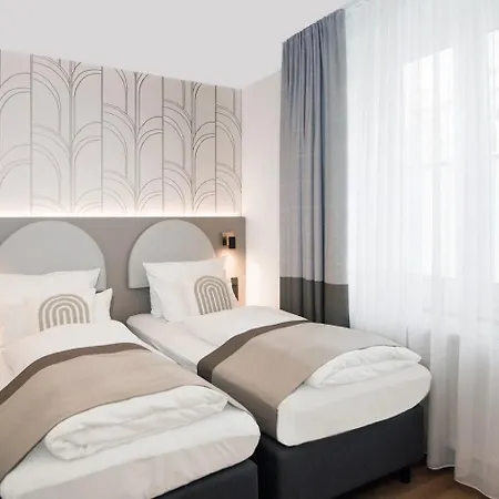 Hotel Guestified Liyana 3*