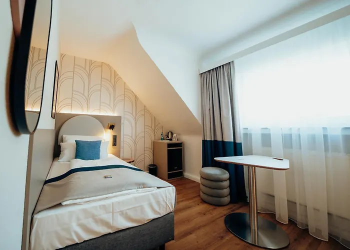 Guestified Liyana Ratingen