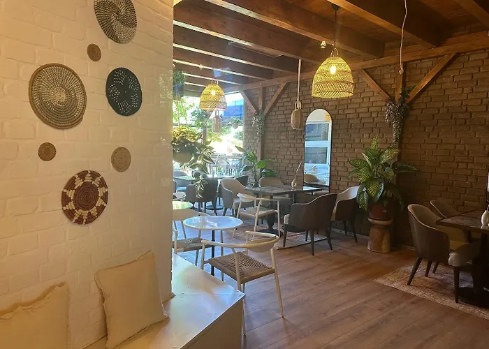 Guestified Liyana Hotel