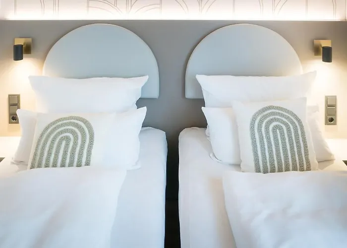 Guestified Liyana Ratingen